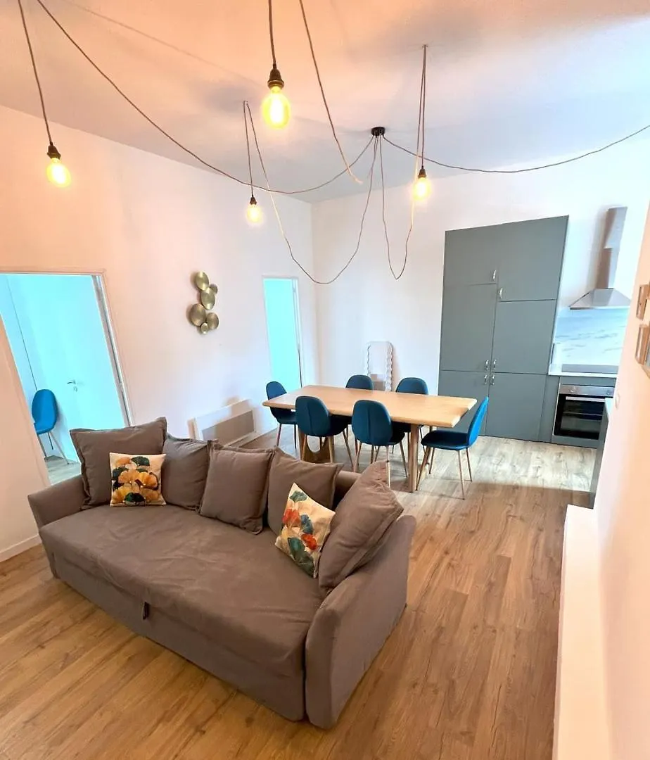 Renovated Rennes 8 Pers Daire 0*,  Fransa